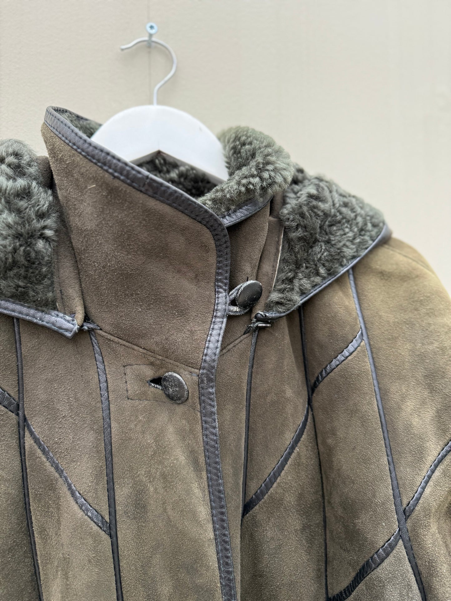Vintage lammy coat shearling groen lange jas maxi coat capuchon