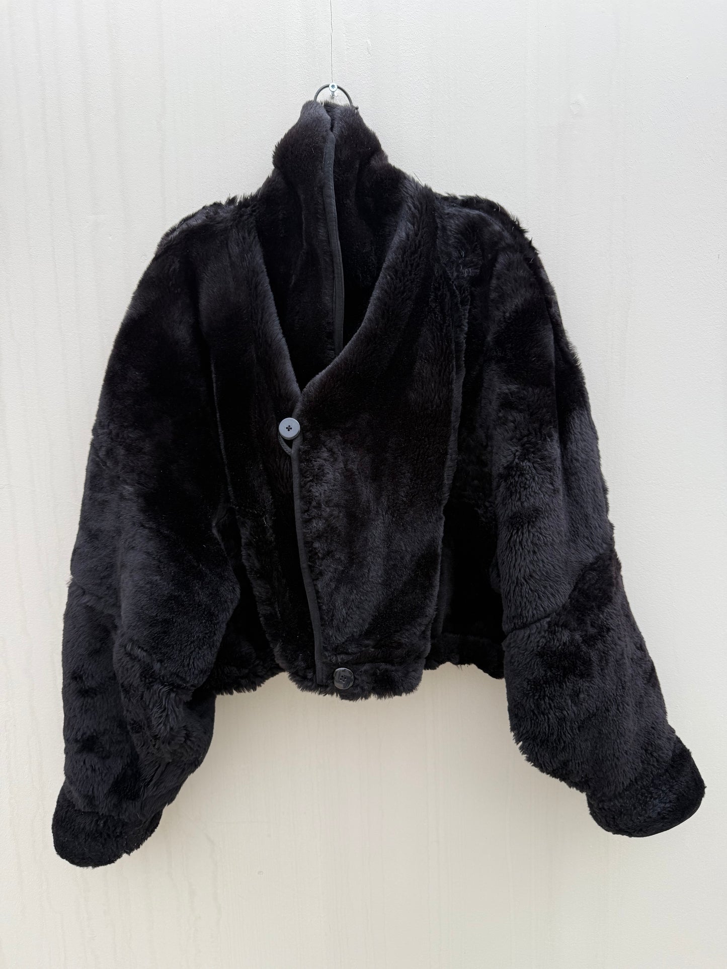 Vintage cropped reversible lammy coat zwart oversized
