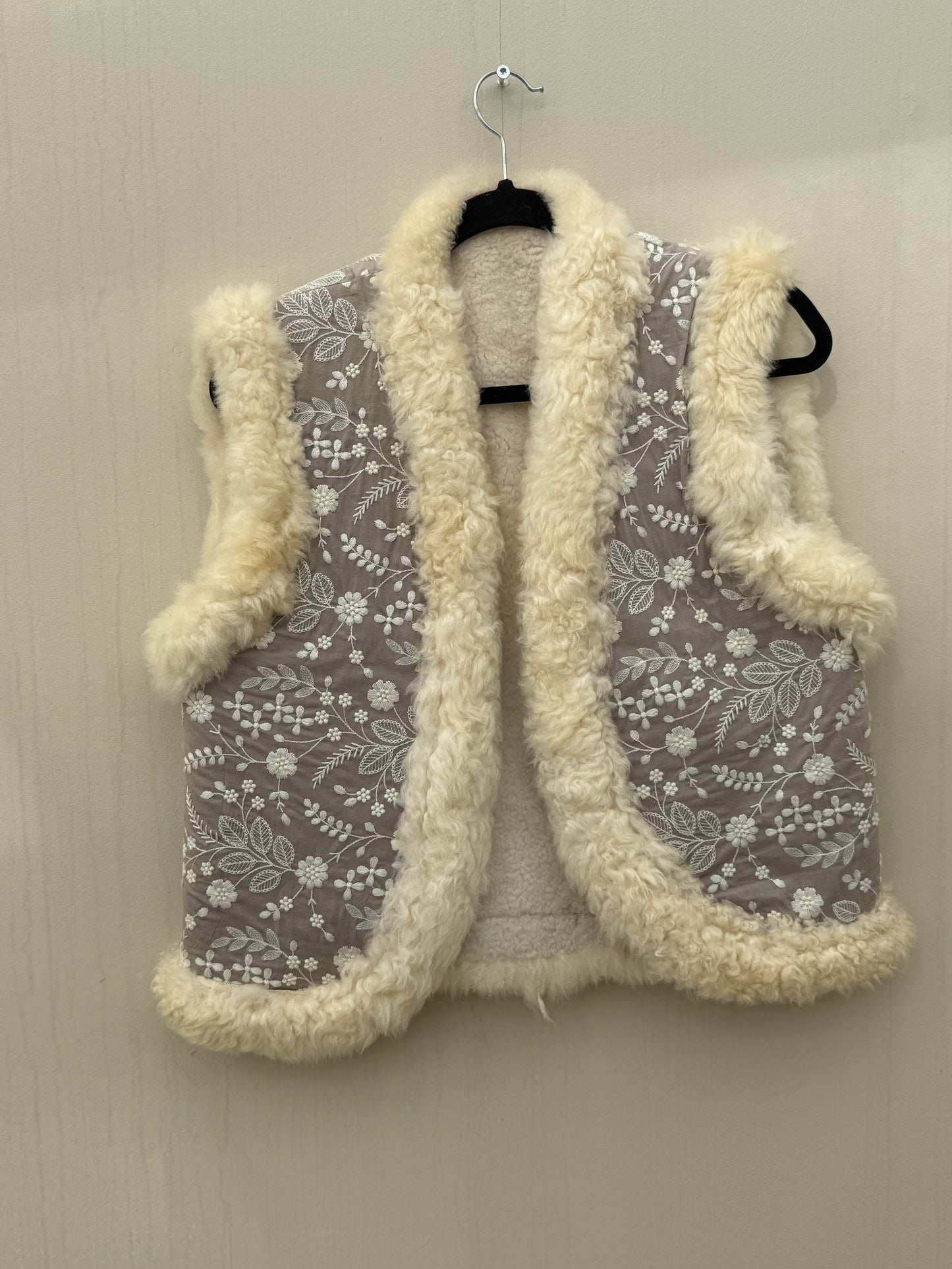 Vintage sheepskin waistcoat re-made maat s bohemien style