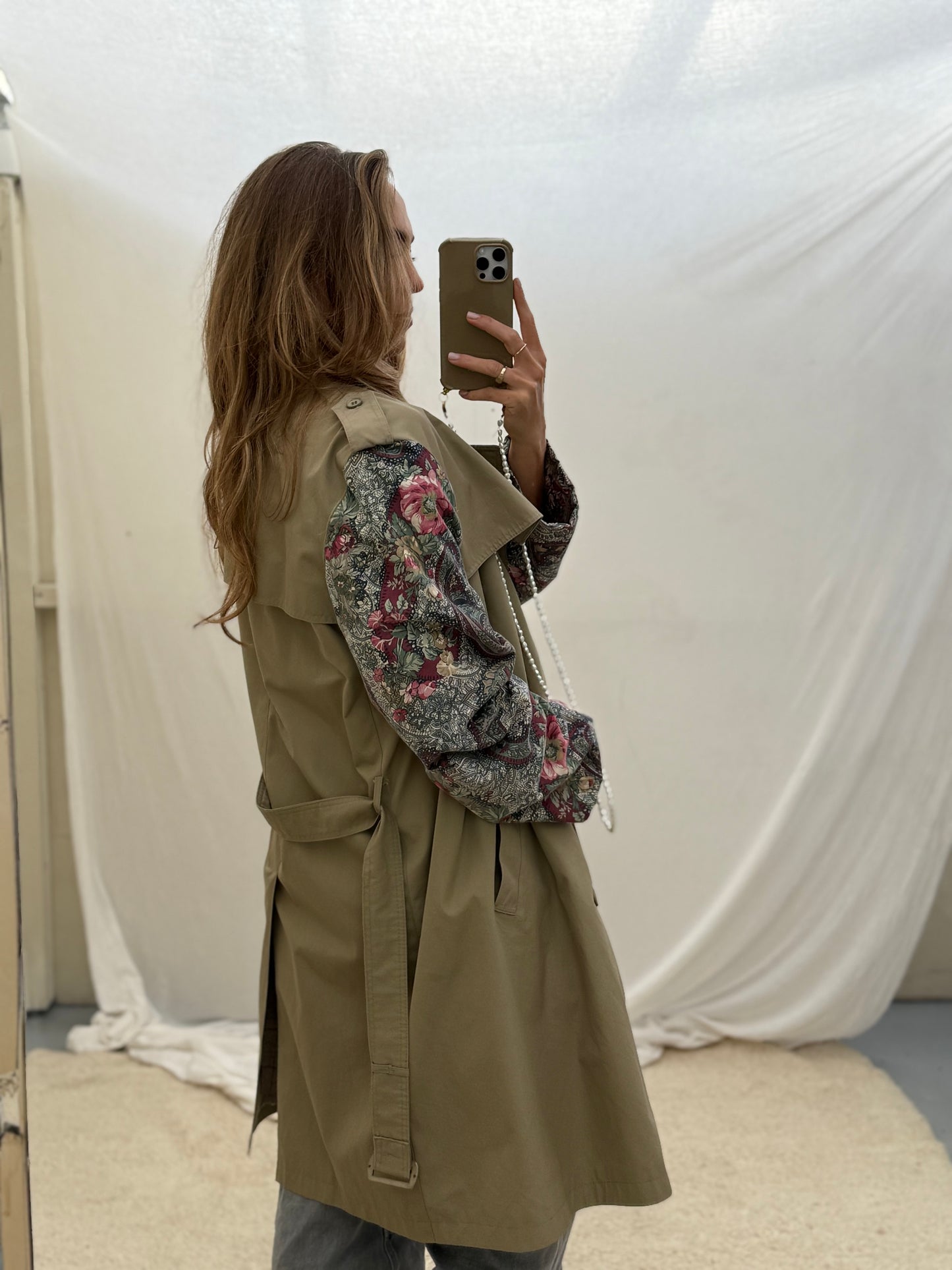 Vintage remade trenchcoat musthave herfst groen flowery