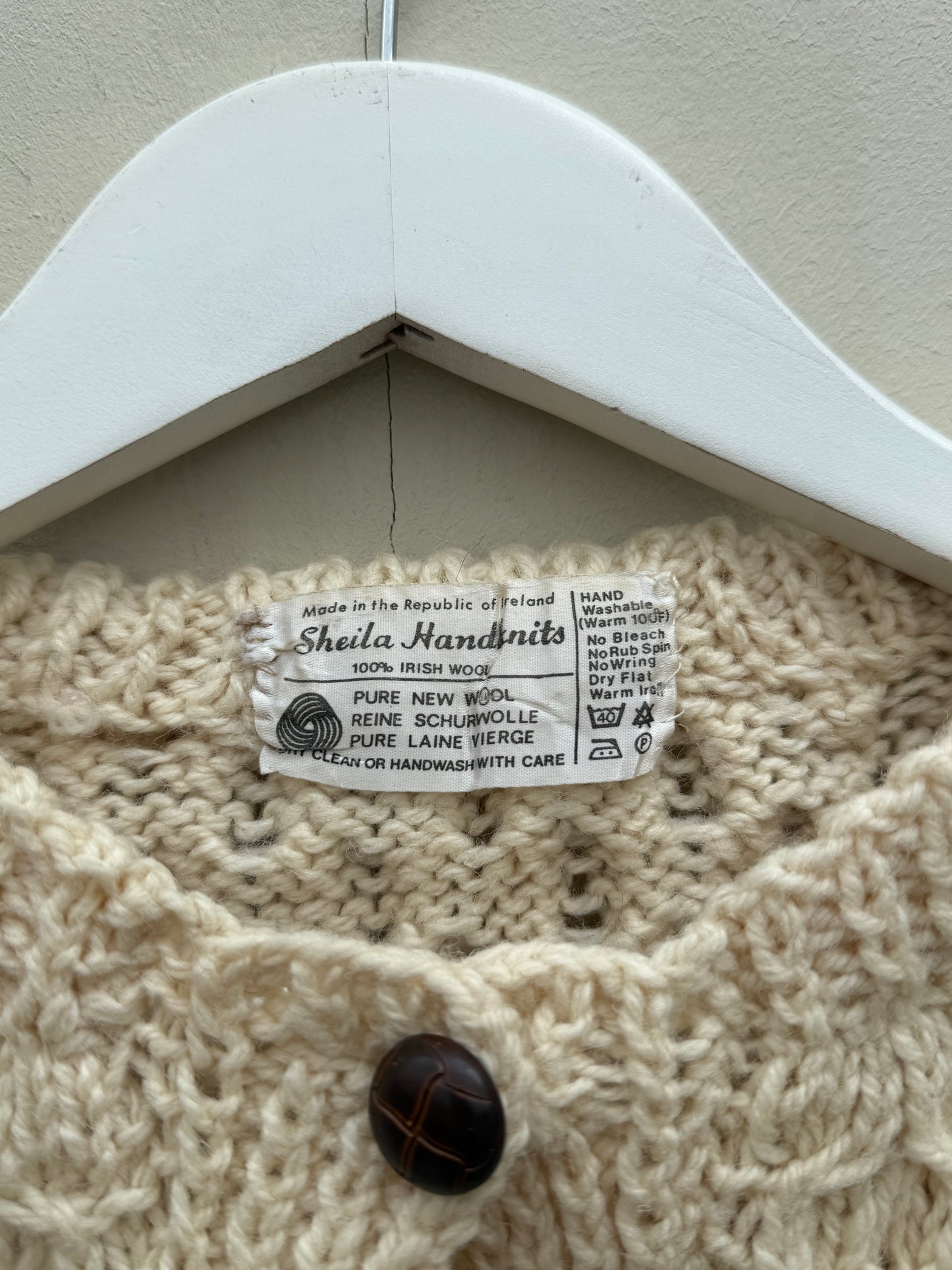 Vintage Aran knitted sweater beige