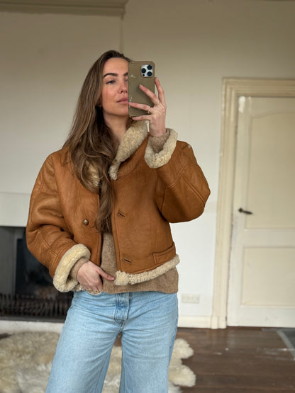 Vintage cropped lammy coat remade reversible bruin maat M-XL