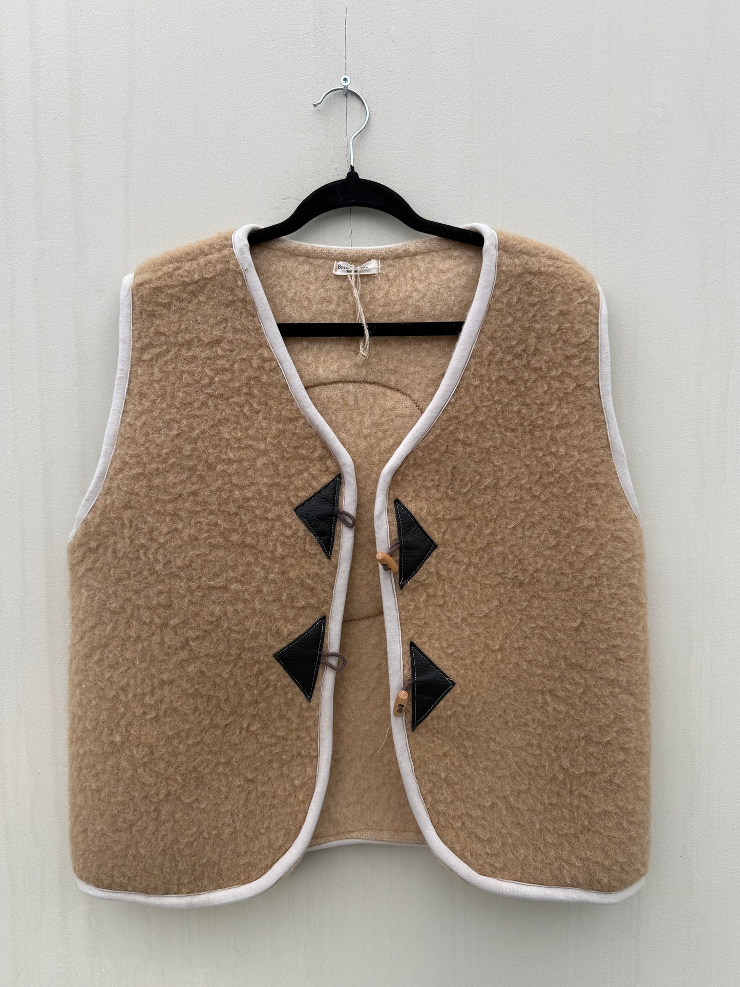 Handgemaakte waistcoat gilet vintage wollen deken sustainable one size ying yang