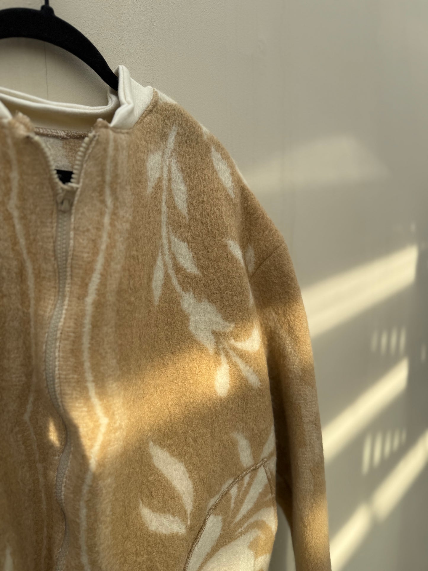 Handgemaakte jas vintage wollen deken sustainable 100% wol beige
