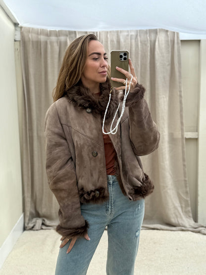 Vintage cropped lammy reversible maat M-XL taupe