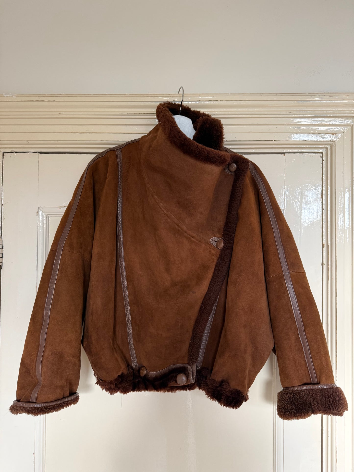 Vintage cropped lammy coat remade reversible bruin maat S-XL