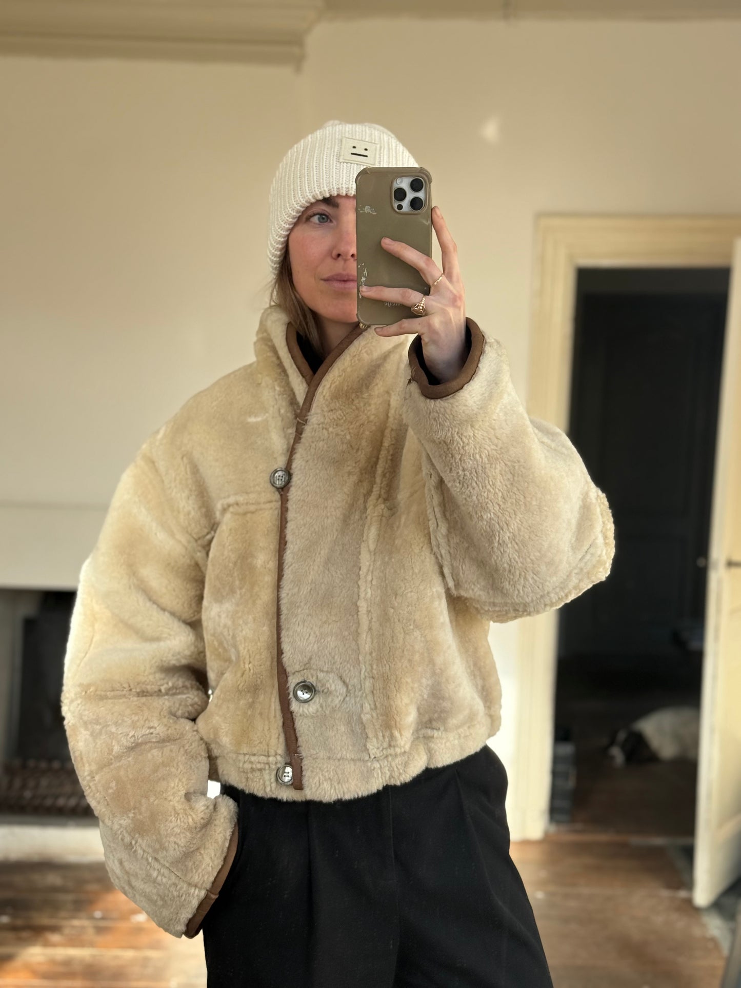 Vintage cropped lammy coat remade reversible bruin maat M-XL