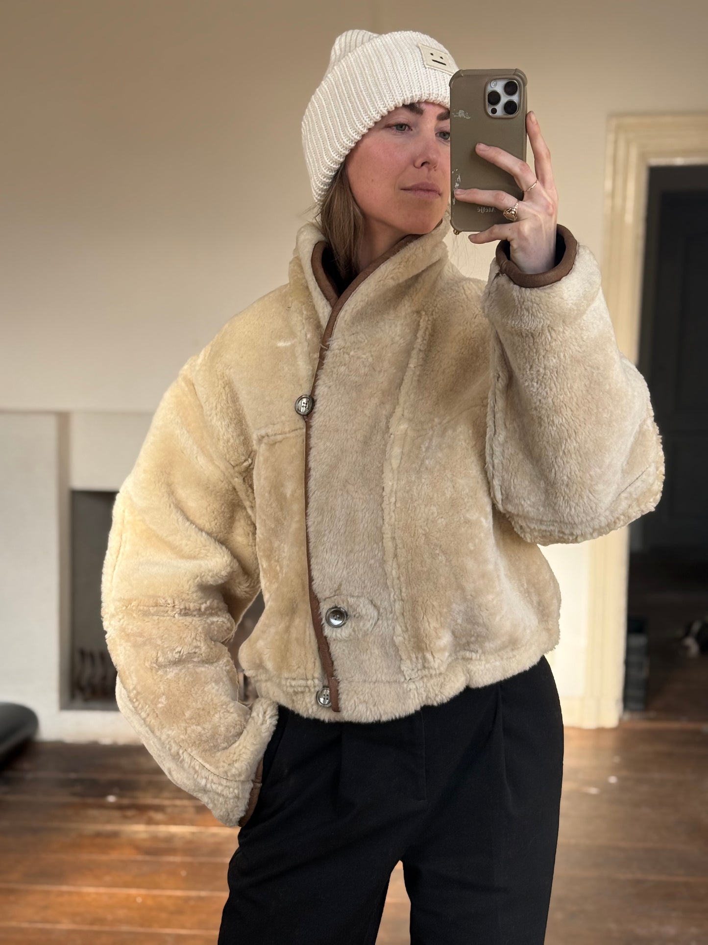 Vintage cropped lammy coat remade reversible bruin maat M-XL