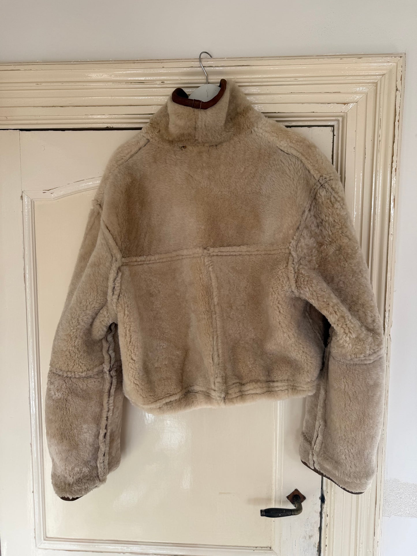 Vintage cropped lammy coat remade reversible bruin maat M-XL