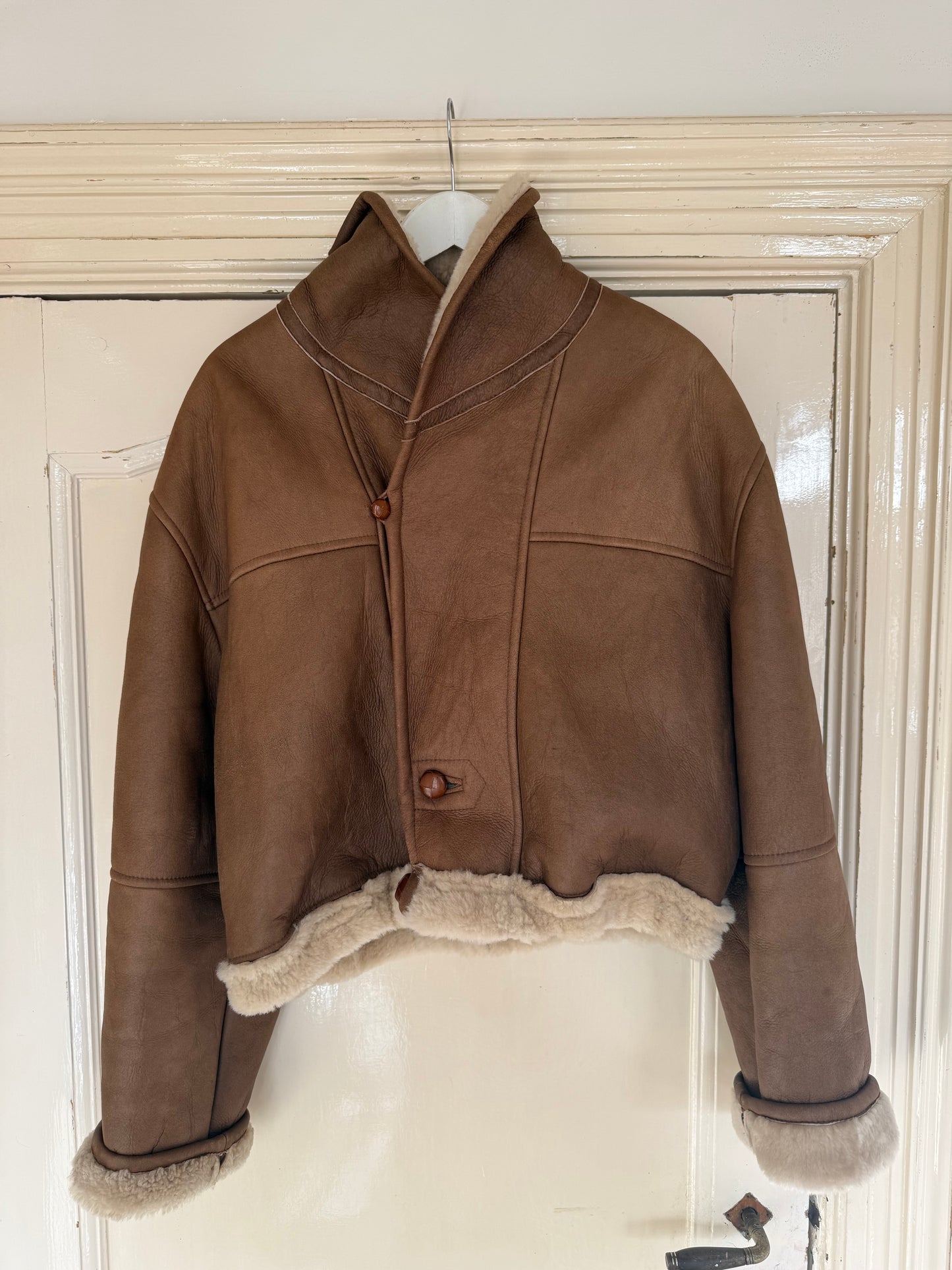 Vintage cropped lammy coat remade reversible bruin maat M-XL